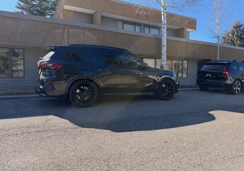 2021 BMW X5 M Competition photo