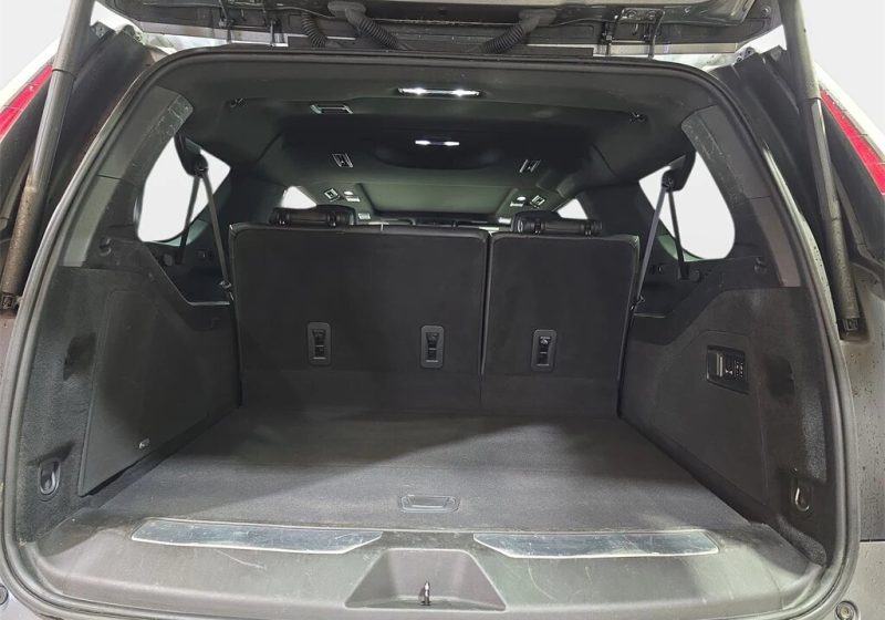 2021 Cadillac Escalade ESV Sport photo
