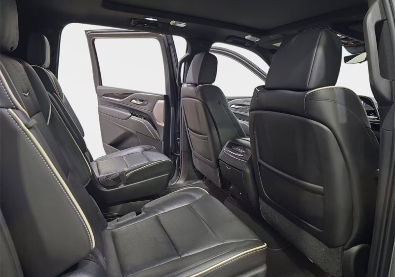 2021 Cadillac Escalade ESV Sport photo