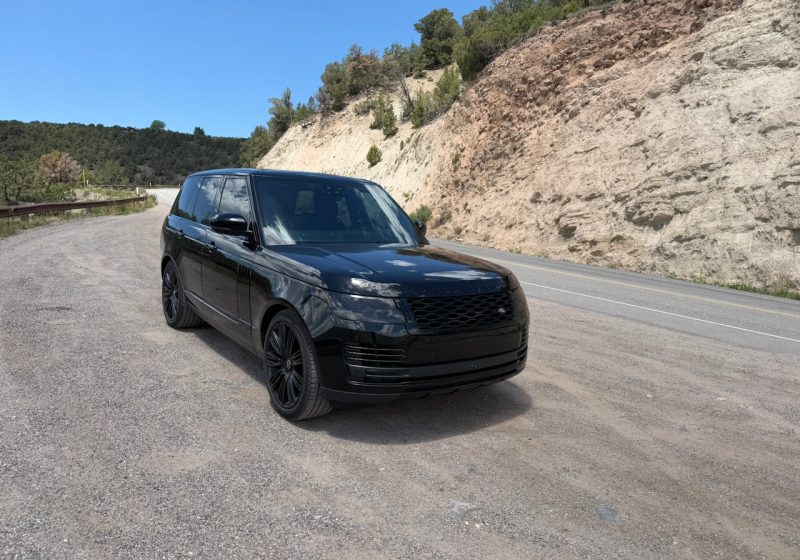 2018 Land Rover Range Rover HSE photo