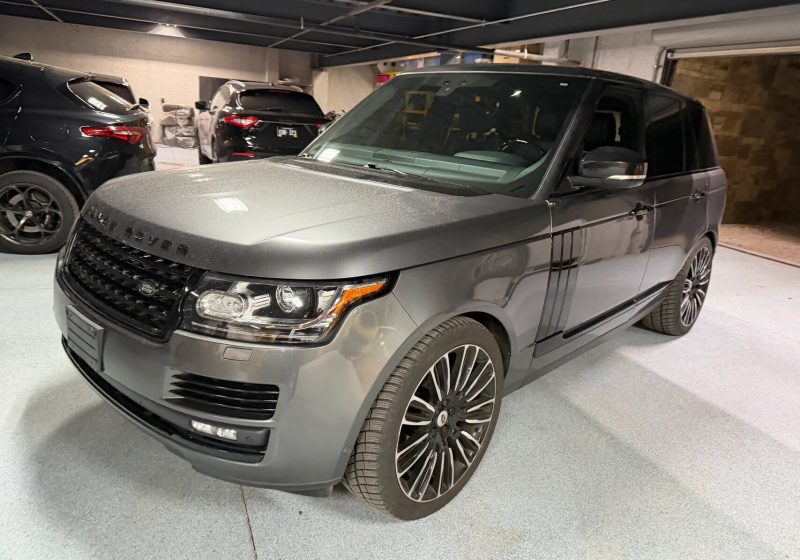 2017 Land Rover Range Rover Supercharged photo